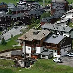 Cime Bianche Szálloda 3*