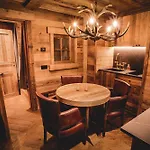 Cime Bianche Szálloda 3*